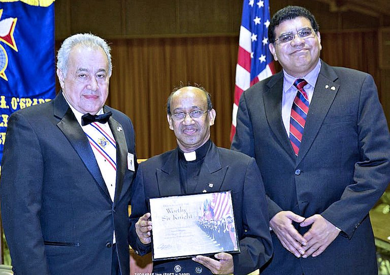 SK Ramon Alayon, SK Rev, Kavas, FN Marcos Castro